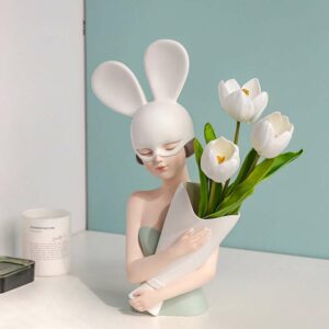 binh hoa hinh co gai