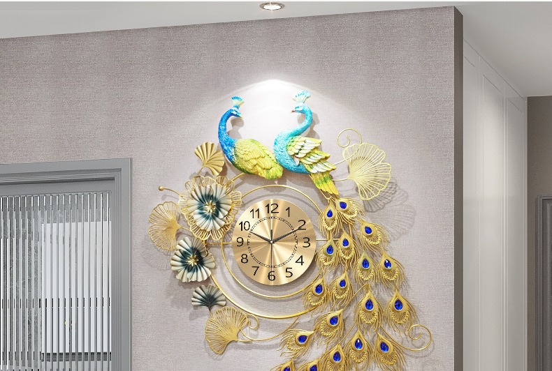 decor treo tuong dong ho con cong