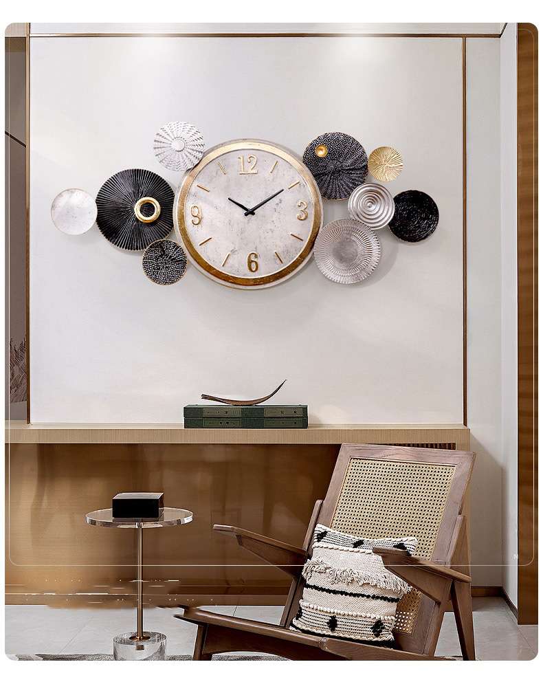 Xuân Duy Antique Clock - 🔆 Chuẩn cổ - kỹ và đương nhiên phải chất lượng  mới được các bác ạ 🔆 Đồng hồ Phù điêu thế kỷ 19, đồng mạ vàng