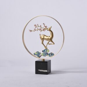 Hươu hoa anh đào trang trí