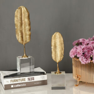 Mô hình chiếc lá vàng trang trí cao cấp