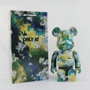 Gấu bearbrick 400% địa cầu