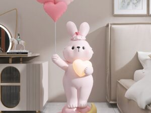 Tượng thỏ bunny ôm đèn led để sàn phòng khách đẹp